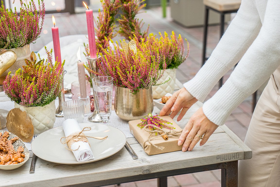 Gardengirls® Golden Angie adventliche Tischdekoration mit der Samt-Heide